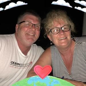 Meet your Posher, Leigh